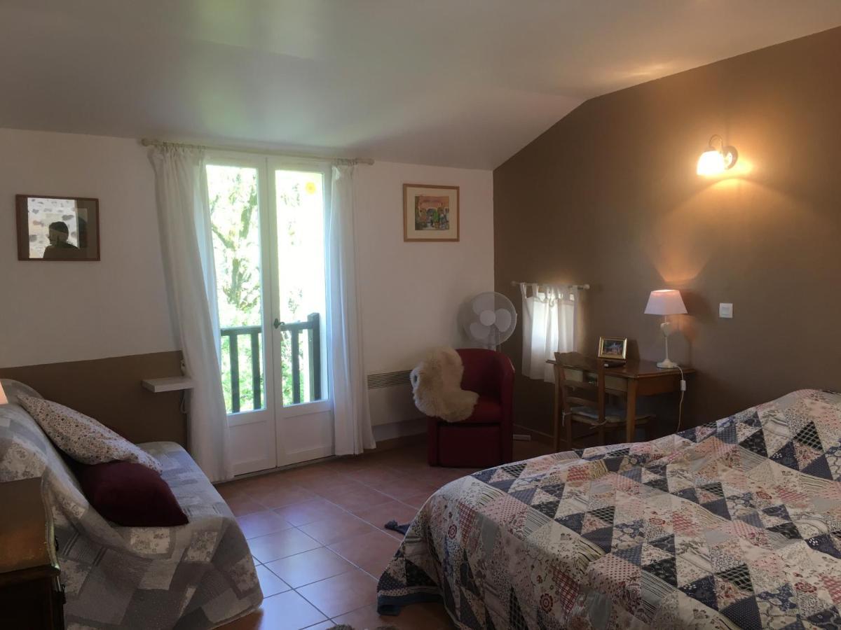 La Ferme De Valauris Bed & Breakfast Sisteron Luaran gambar