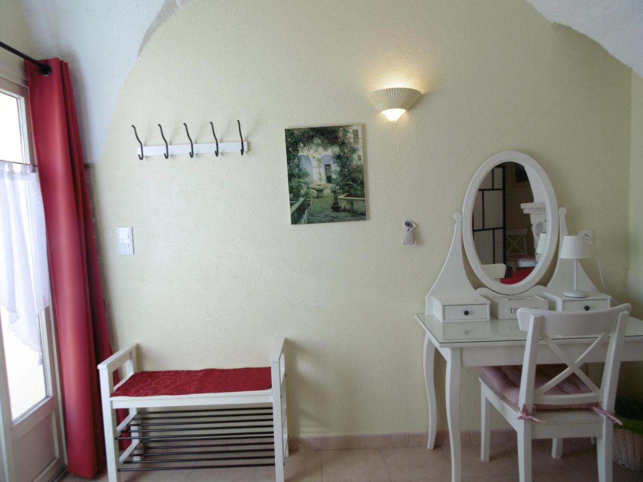 La Ferme De Valauris Bed & Breakfast Sisteron Luaran gambar